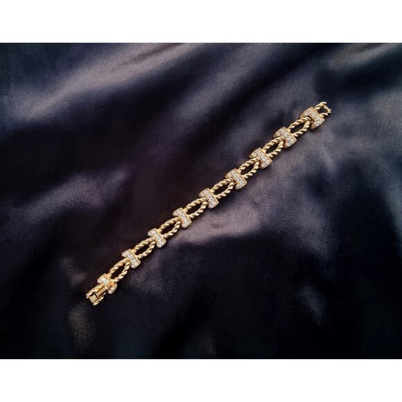 Rare Find 1960s CROWN TRIFARI Gold Toned Clear Crystals Bracelet - Picture 5 of 6